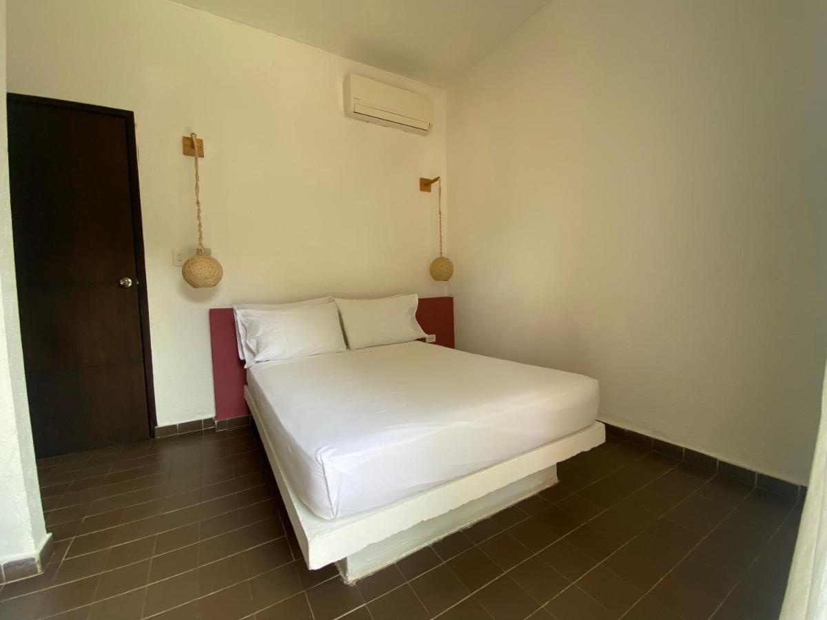 Color Hostel 帕洛米诺 外观 照片